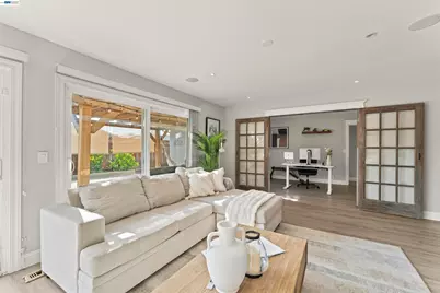 637 Caliente Ave, Livermore, CA 94550 - Photo 14