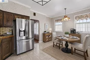 339 Hobart Ave, San Mateo, CA 94402 - Photo 12