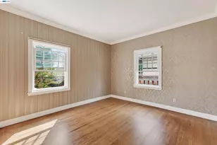 339 Hobart Ave, San Mateo, CA 94402 - Photo 22