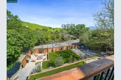 100 Hillcroft Way, Walnut Creek, CA 94597 - Photo 18