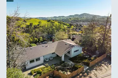 100 Hillcroft Way, Walnut Creek, CA 94597 - Photo 4