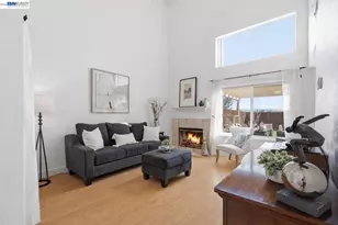 2013 Galloway Common, Livermore, CA 94551 - Photo 16