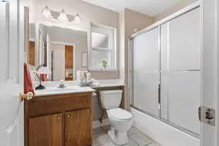 2013 Galloway Common, Livermore, CA 94551 - Photo 26