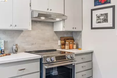 1120 Curtis St, Albany, CA 94706 - Photo 16