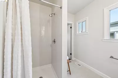 1120 Curtis St, Albany, CA 94706 - Photo 30