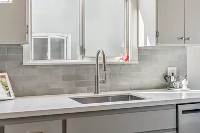 1120 Curtis St, Albany, CA 94706 - Photo 18