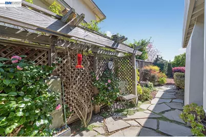 555 Ontario Dr, Livermore, CA 94550 - Photo 42