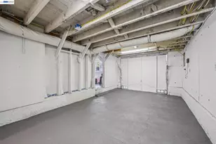 1059 59th St, Oakland, CA 94608 - Photo 46