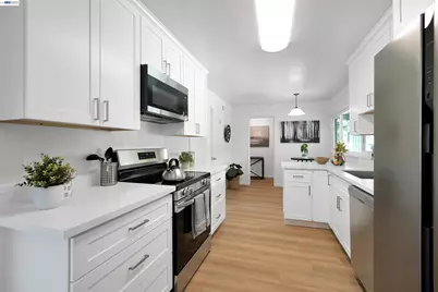 30683 Vanderbilt St, Hayward, CA 94544 - Photo 24