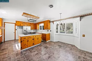 1174 St Francis Dr, Concord, CA 94518 - Photo 22