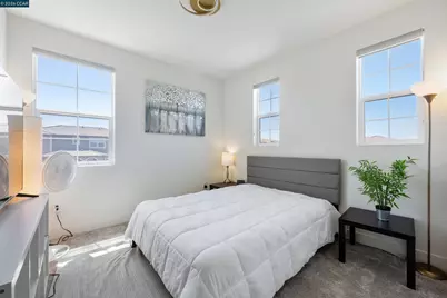 6274 Carousel Ave, Tracy, CA 95377 - Photo 32