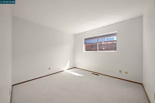 1125 Jensen Dr, Pittsburg, CA 94565 - Photo 16