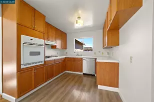 1125 Jensen Dr, Pittsburg, CA 94565 - Photo 6