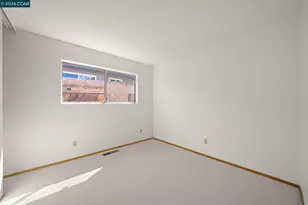 1125 Jensen Dr, Pittsburg, CA 94565 - Photo 18