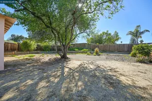 1125 Jensen Dr, Pittsburg, CA 94565 - Photo 22