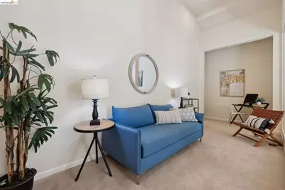 6300 Shattuck Ave #1, Oakland, CA 94609 - Photo 22