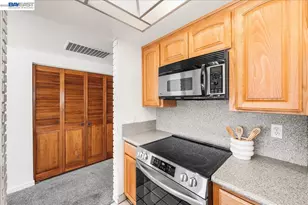 3647 Ashwood Dr, Pleasanton, CA 94588 - Photo 14