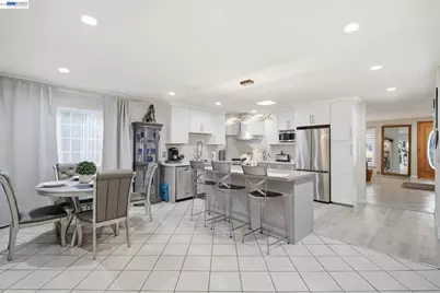 3020 San Andreas Dr, Union City, CA 94587 - Photo 12