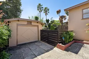 715 Hillgirt Cir, Oakland, CA 94610 - Photo 34