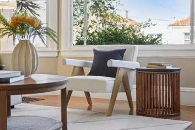 715 Hillgirt Cir, Oakland, CA 94610 - Photo 10