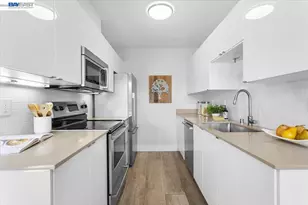 130 Lakeshore Ct, Richmond, CA 94804 - Photo 12