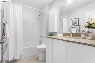 130 Lakeshore Ct, Richmond, CA 94804 - Photo 18