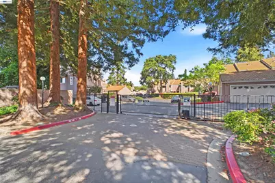 3867 Burton Cmn, Fremont, CA 94536 - Photo 36