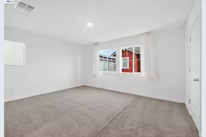 7000 Santa Venetia Pl, Roseville, CA 95747 - Photo 22