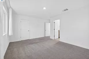 7000 Santa Venetia Pl, Roseville, CA 95747 - Photo 24