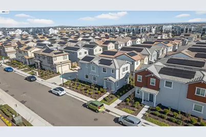 7000 Santa Venetia Pl, Roseville, CA 95747 - Photo 42