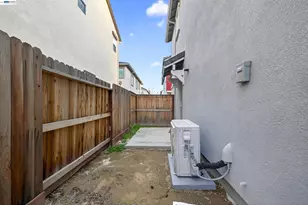 7000 Santa Venetia Pl, Roseville, CA 95747 - Photo 40