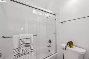 27796 Vasona Ct, Hayward, CA 94544 - Photo 26