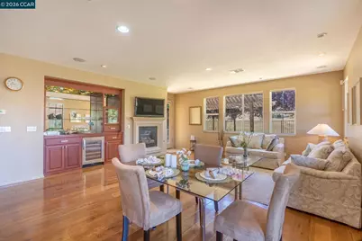 9028 Tee Box Ct, Patterson, CA 95363 - Photo 10