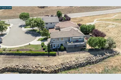 9028 Tee Box Ct, Patterson, CA 95363 - Photo 38