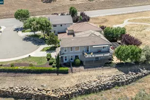 9028 Tee Box Ct, Patterson, CA 95363 - Photo 38