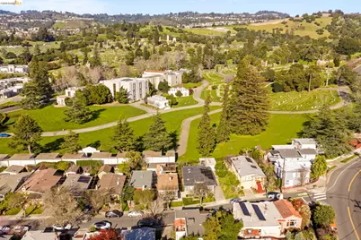 64 Ramona Ave., Oakland, CA 94611 - Photo 34