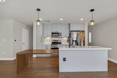 6466 Hollis St #182, Emeryville, CA 94608 - Photo 14