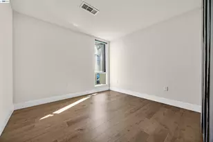 6466 Hollis St, Emeryville, CA 94608 - Photo 22