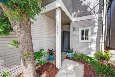 218 Birch Creek Drive, Pleasanton, CA 94566 - Photo 4