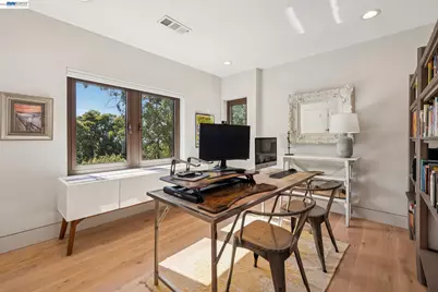 2588 Scout Rd, Oakland, CA 94611 - Photo 46