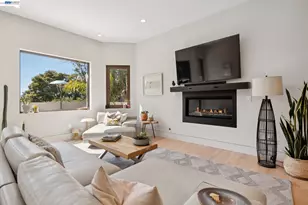 2588 Scout Rd, Oakland, CA 94611 - Photo 10