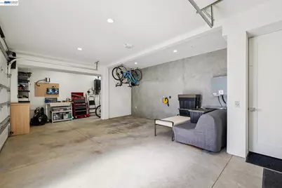 2588 Scout Rd, Oakland, CA 94611 - Photo 56