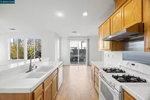 649 Spillman Cir, Vacaville, CA 95688 - Photo 18