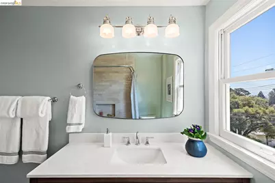 2121 Eunice Street, Berkeley, CA 94709 - Photo 30
