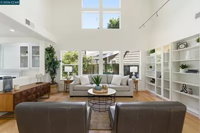 95 Seagull Dr, Richmond, CA 94804 - Photo 10