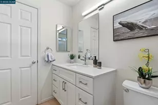 95 Seagull Dr, Richmond, CA 94804 - Photo 32