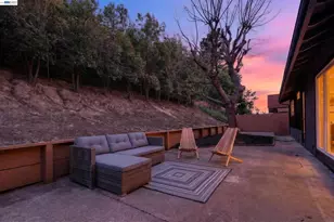 5170 Saddle Brook Dr, Oakland, CA 94619 - Photo 22