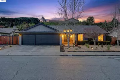 5170 Saddle Brook Dr, Oakland, CA 94619 - Photo 1
