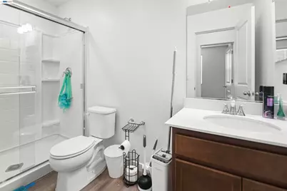 9620 Mason Trails Rd, Roseville, CA 95747 - Photo 16