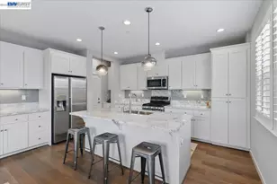 36188 Fig Tree Ln, Newark, CA 94560 - Photo 16